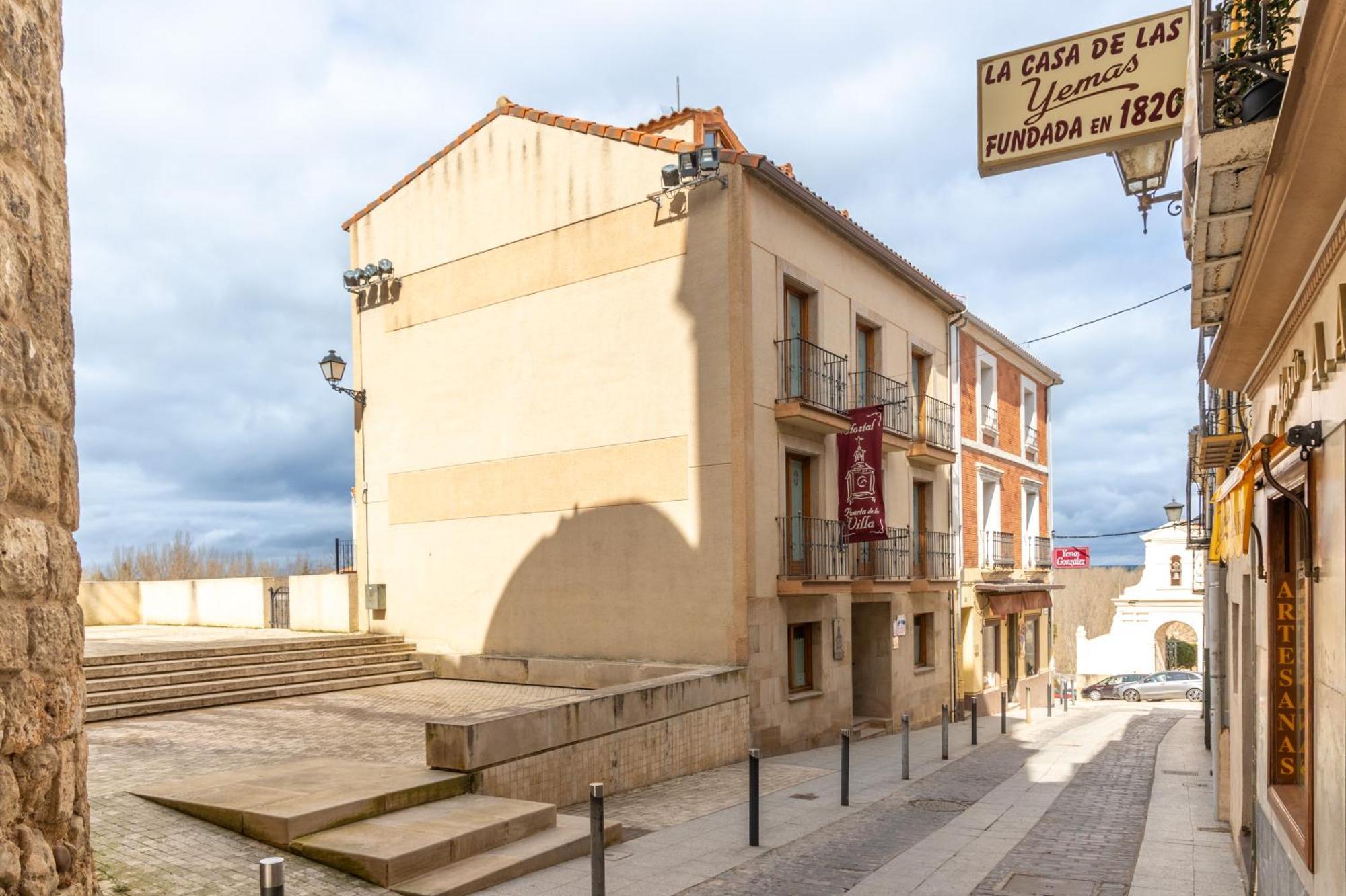 Hostal Sin Recep24H Puerta De La Villa - Pet Friendly & Restaurante Almazán 외부 사진